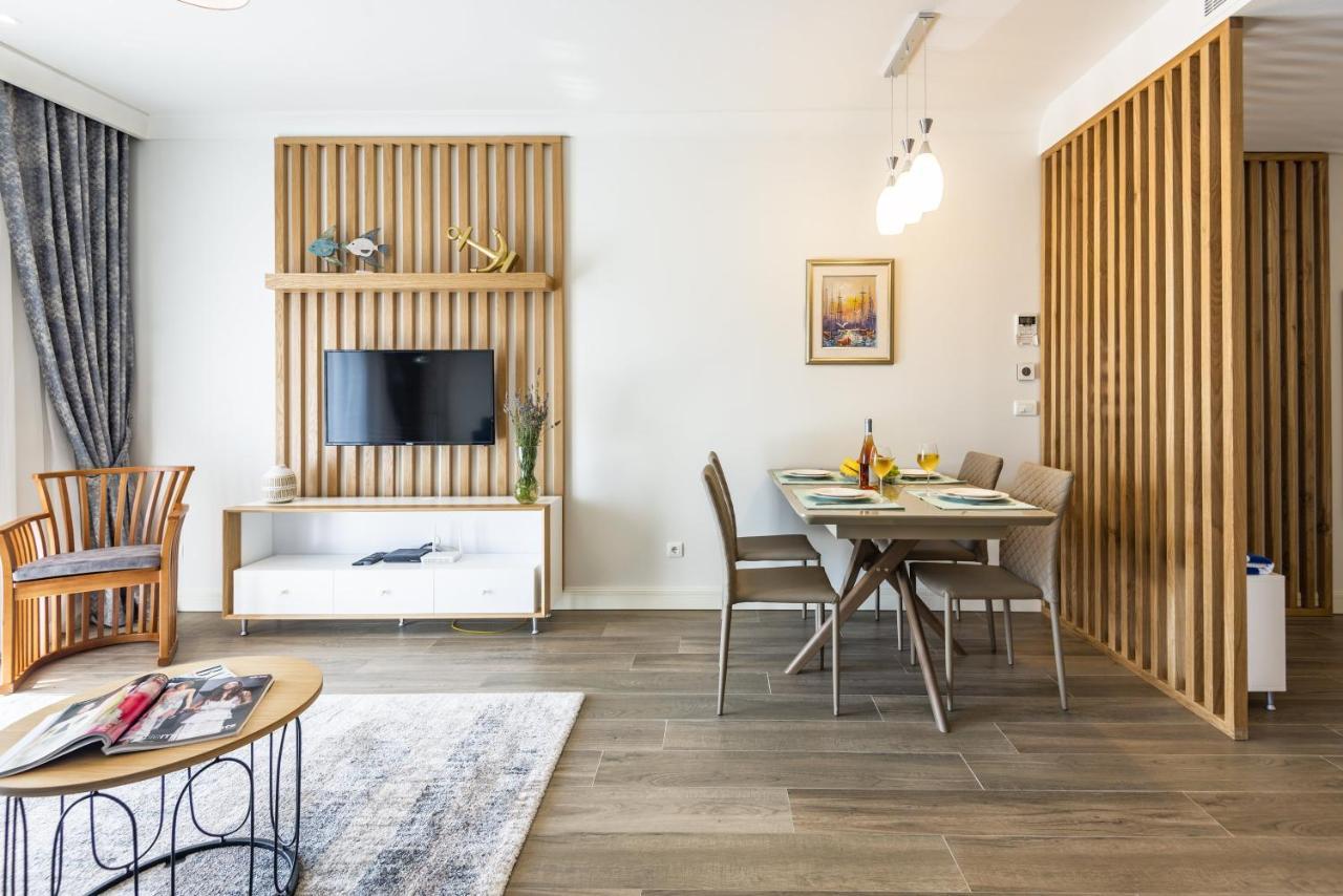 Lustica Apartments Central Tivat Luaran gambar