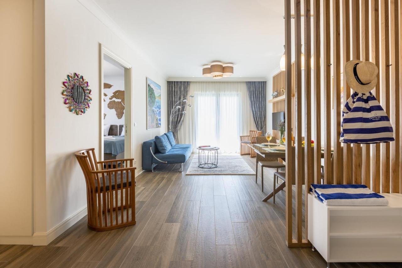 Lustica Apartments Central Tivat Luaran gambar