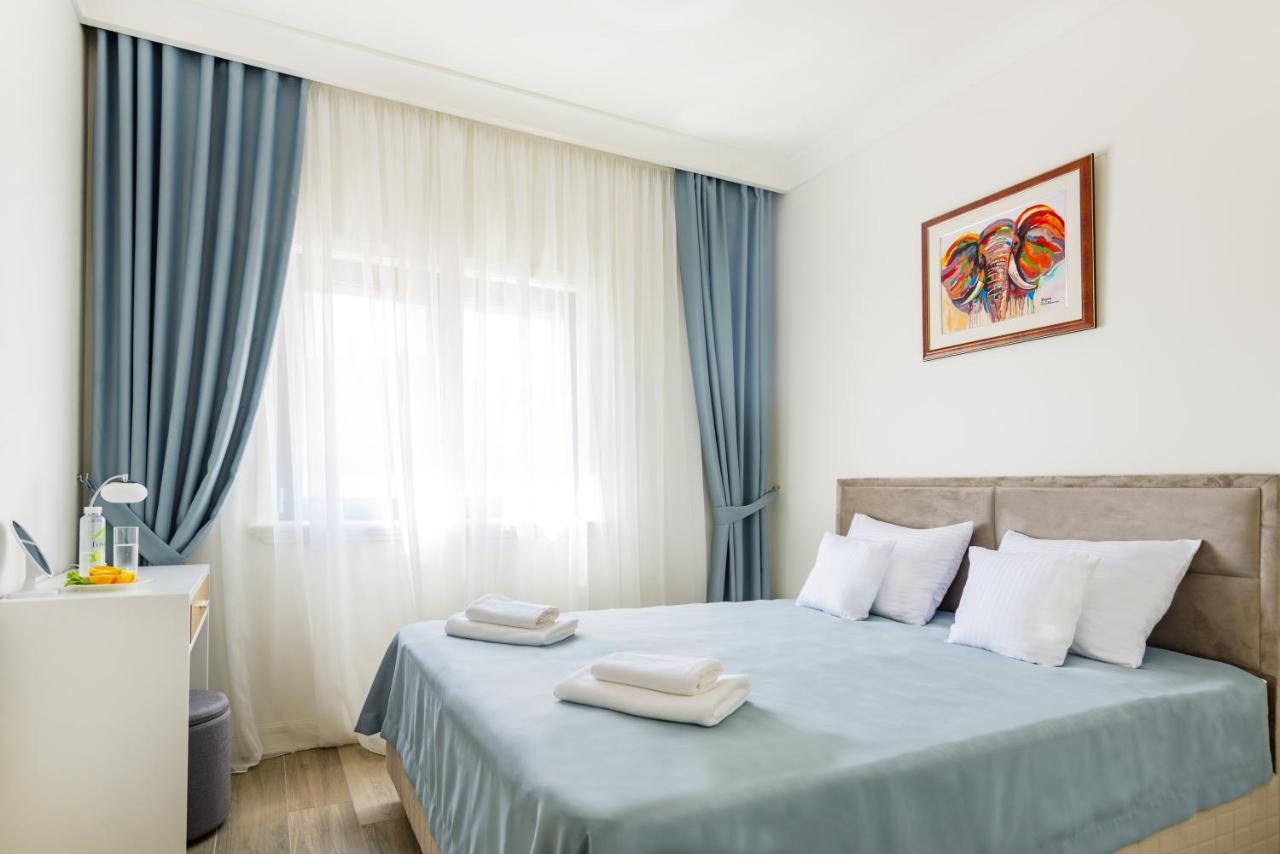 Lustica Apartments Central Tivat Luaran gambar