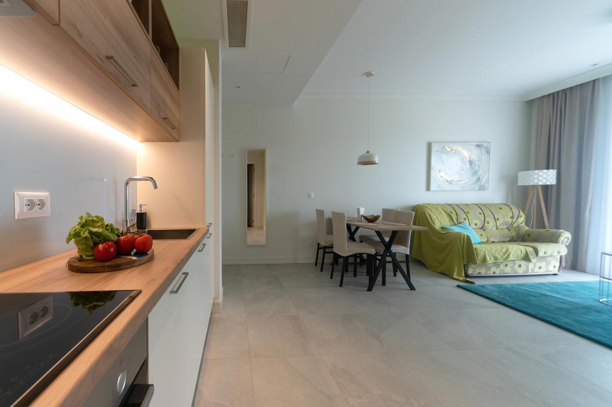 Lustica Apartments Central Tivat Luaran gambar