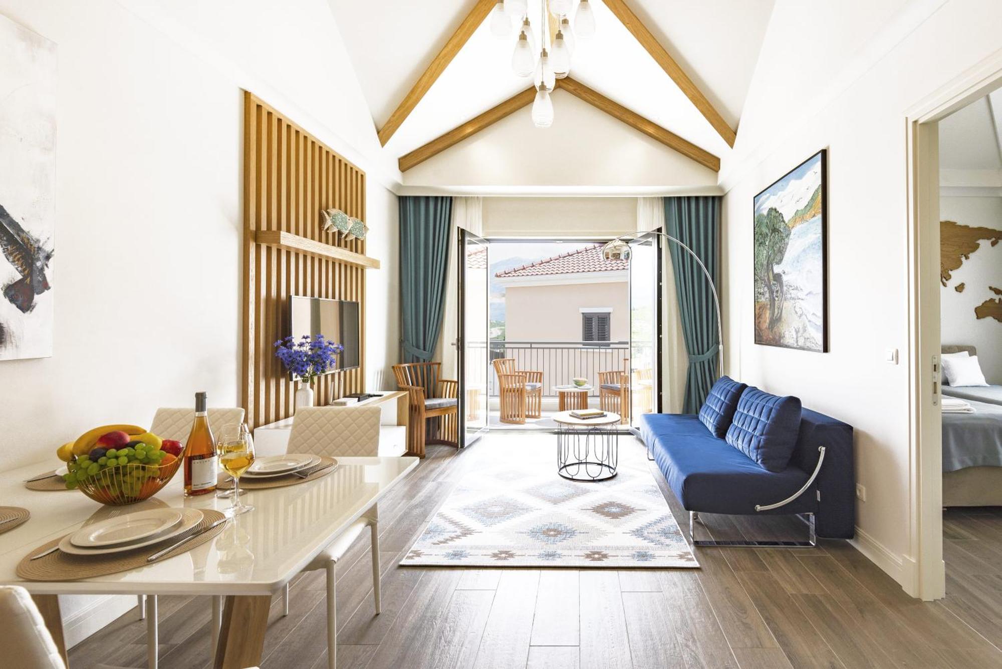 Lustica Apartments Central Tivat Bilik gambar